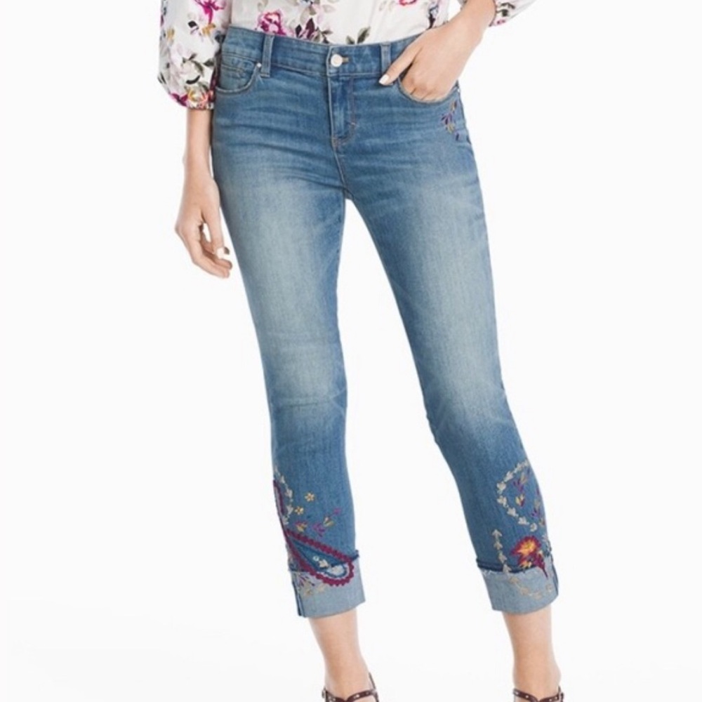 WHMB Slim Crop with embroidery